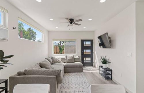 Athmar Park House | Beautiful Denver Carriage House