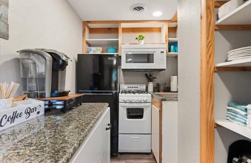 La Farge House | Beautiful driftless area home next to snowmobile trail!