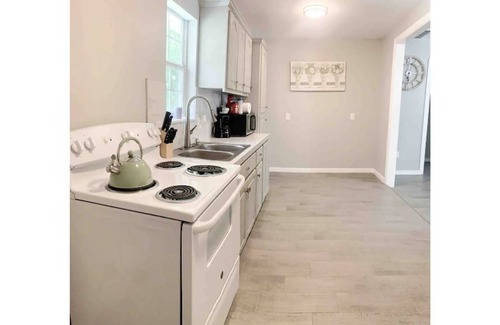 Orange House | Beautiful Duplex Home , close to all attraction n town .