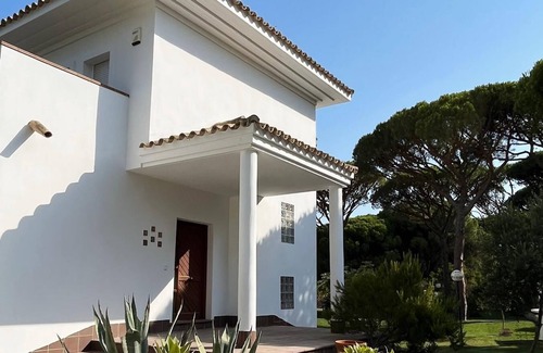 Cabo Roche Villa | Beautiful, detached villa with large pool, just a 5-minute walk from the beach