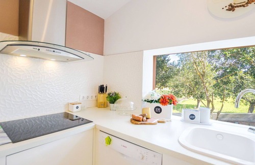 Vilafranca de Bonany House | Beautiful private villa with A/C, WIFI, hot tub, TV, patio, pets allowed and panoramic view