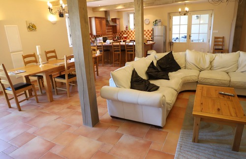 Bernadets-Debat House | Beautiful family-friendly gite in rural France