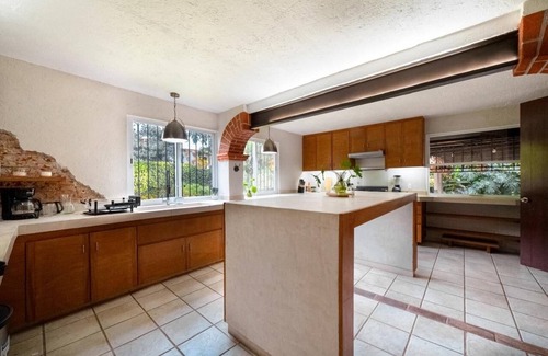 Cuernavaca House | Beautiful family cabin, pool w/boiler, garden, parking, tombling,