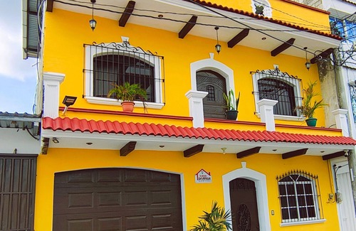 Esquipulas House | Beautiful Family House in the heart of Esquipulas.