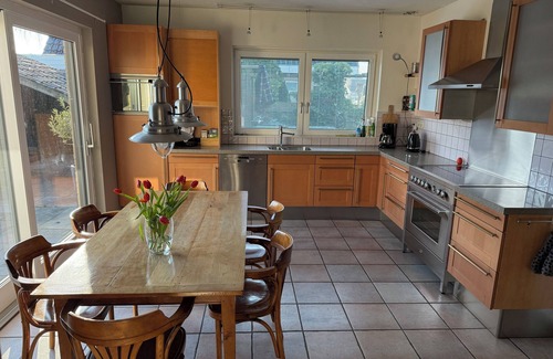 Scharsterbrug House | Beautiful Family home, 4 - 10 pers, on open water.