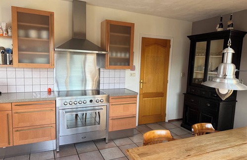 Scharsterbrug House | Beautiful Family home, 4 - 10 pers, on open water.