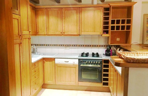 Olopte Apartment | Beautiful first floor with pool in Olopte, ideal for 6 occupants