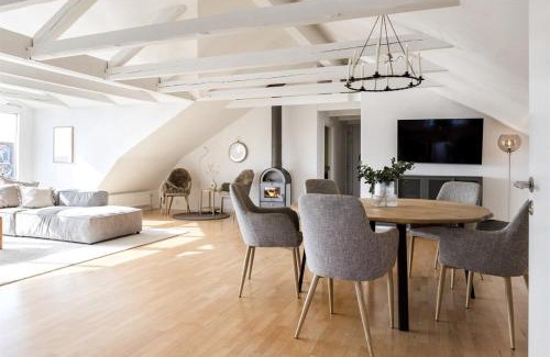 Kivik Apartment | Beautiful flat with sea view & roof terrace