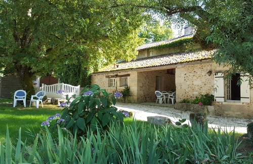 Atur House | Beautiful house with character. Pool. Near Périgueux.