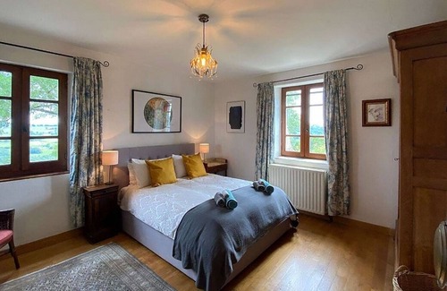 Saint-Andre-de-Najac Villa | Beautifully Restored Stone House, Private Pool, Idyllic Setting & Stunning Views 10 mins from Najac!