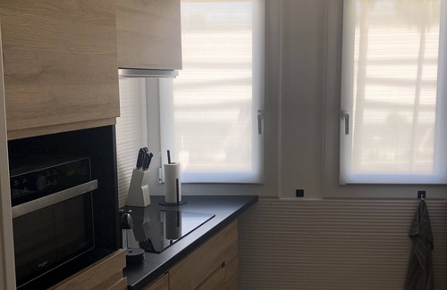 Saint-Laurent-du-Var Apartment | Beautiful flat with balcony and sea view
