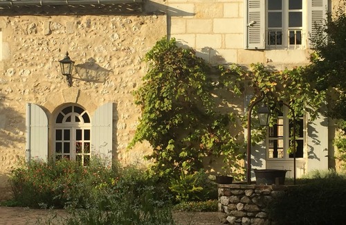 Pessac-sur-Dordogne House | Beautiful riverfront cottage with private pool.