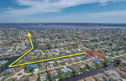 Yacht Club House | Beautiful, fun home w/3 masters, pool & spa