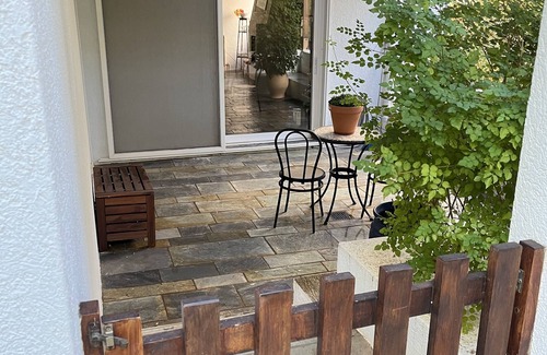 Saronida Apartment | Beautiful Garden With Gazebo Walking Distance To the Sea