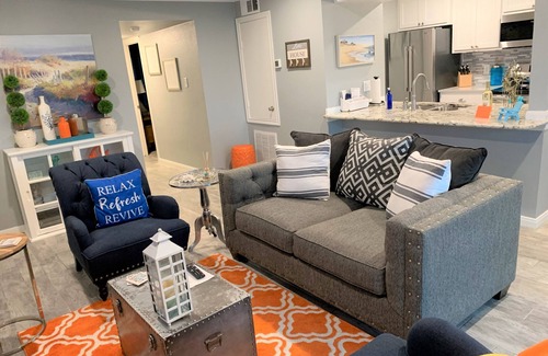 Horseshoe Bay Condo | Beautiful Gated Waterfront Condo in Heart of Horseshoe Bay, Boat Docks and WIFI