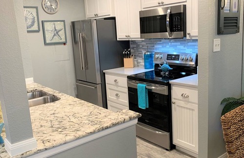 Horseshoe Bay Condo | Beautiful Gated Waterfront Condo in Heart of Horseshoe Bay, Boat Docks and WIFI