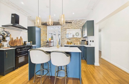 Mylor Churchtown Apartment | Beautiful Georgian Apartment | Near All Amenities