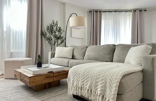 Marina del Rey Apartment | Beautiful Getaway Near Venice
