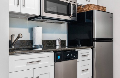 Acme Condo | Beautiful Grand Traverse Bay Condo at "The Shores"