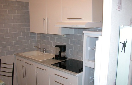 Neris-les-Bains Apartment | Beautiful ground-floor studio facing the thermal baths