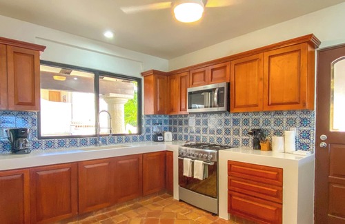 Akumal Villa | Beautiful Hacienda style villa located on white sandy beach, pool, AC, WiFi!