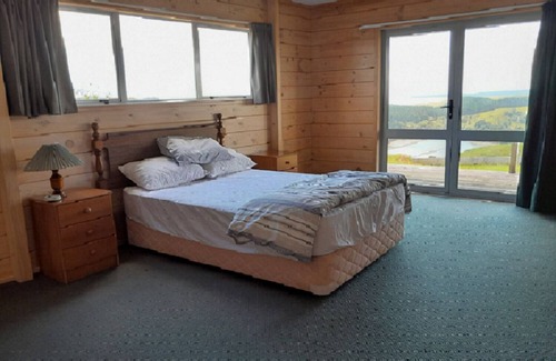 Otorohanga District House | Beautiful harbour and rural views, quiet and private. Handy to harbour
