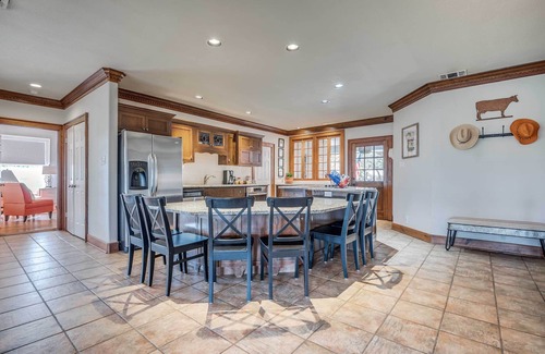 Boerne House | Beautiful Hill Country Ranch Home - 4 Mi to Town!
