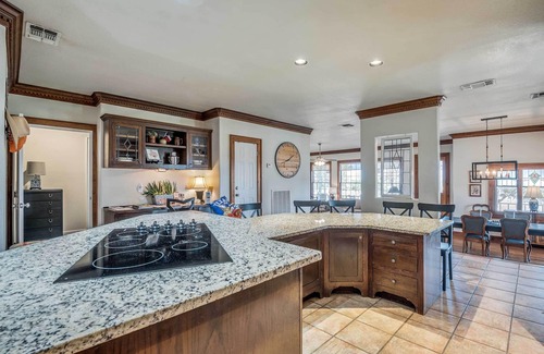 Boerne House | Beautiful Hill Country Ranch Home - 4 Mi to Town!
