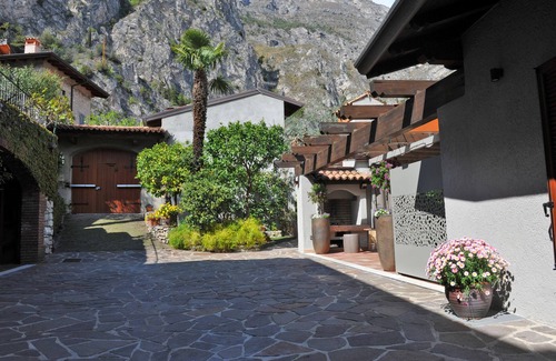 Limone sul Garda Apartment | BEAUTIFUL HOLIDAY LEMON AP. 2 ROOMS ~ Ap. 6