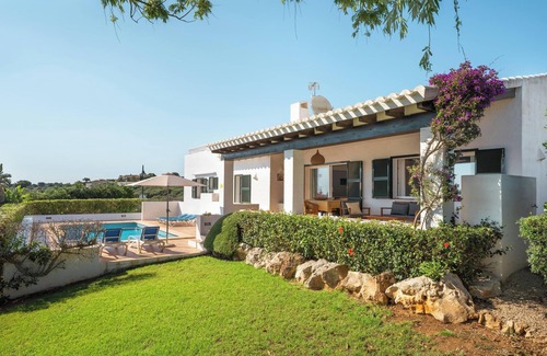 Binibequer Vell Villa | Beautiful Holiday Home "Bini S Aigo" with Sea View, Wi-Fi & Pool