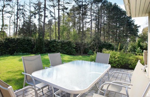 Millinge House | Beautiful Holiday Home in Millinge with Terrace