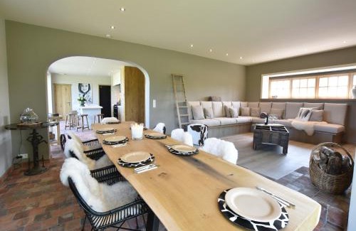 Sint-Jacobskapelle House | Beautiful Holiday Home with Terrace, Garden