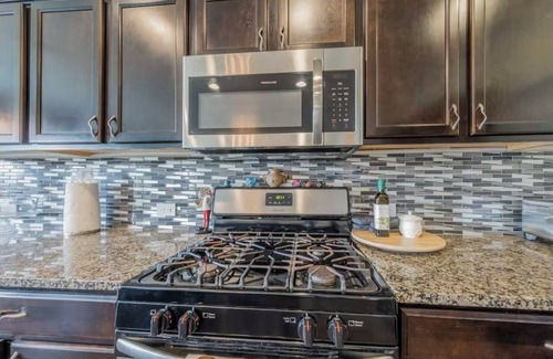 Austin House | Beautiful home, 2 living rooms, group getaway, in welcoming Austin