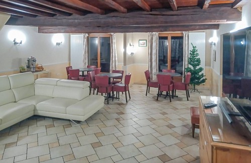 Maubert-Fontaine House | Beautiful home in Maubert-Fontaine