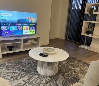 Barnt Green Apartment | Beautiful, home from home, one bed stay