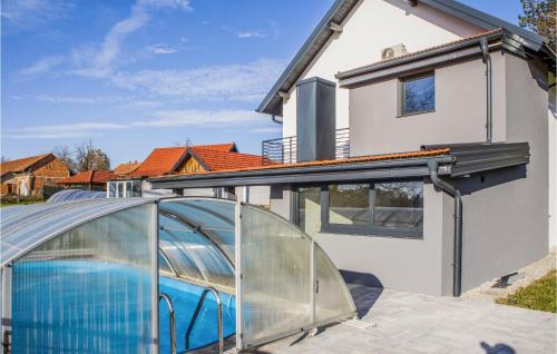 Strmec Stubicki House | Beautiful Home In Stubicke Toplice