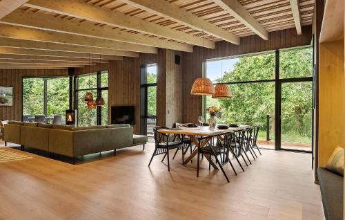 Hvidbjerg Strand House | Beautiful Home In Børkop With Sauna