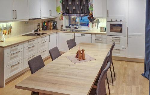 Berlevag House | Beautiful Home In Berlevåg With Sauna