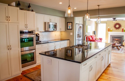 Western Ridge House | Beautiful Home in Crozet! Extended Stays Welcome! Nearby Vineyards!