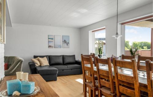 Hvalpsund House | Beautiful Home In Farsø With House A Panoramic View