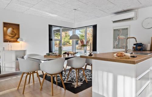 Glesborg House | Beautiful Home In Glesborg