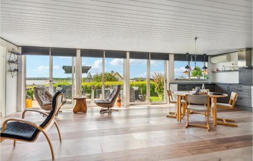 Grevinge House | Beautiful Home In Grevinge With Kitchen