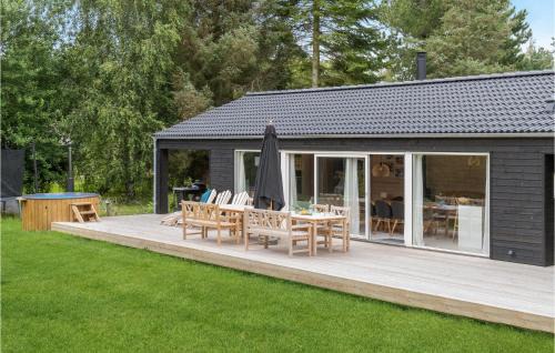 Hojby House | Beautiful Home In Højby With Sauna