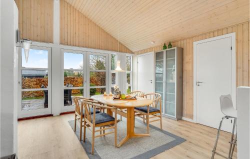 Haarby House | Beautiful Home In Haarby With Wifi