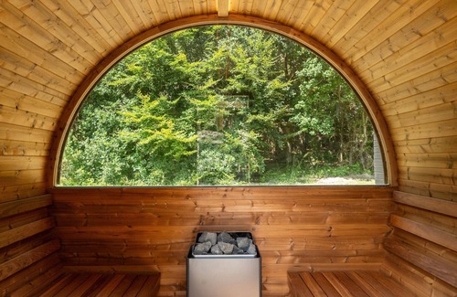 Helberskov Strand House | Beautiful home in Hadsund with sauna