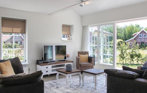 Hoge Hexel House | Beautiful Home In Hoge Hexel With Wifi