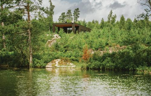 Holmsjo House | Beautiful Home In Holmsjö With Wifi