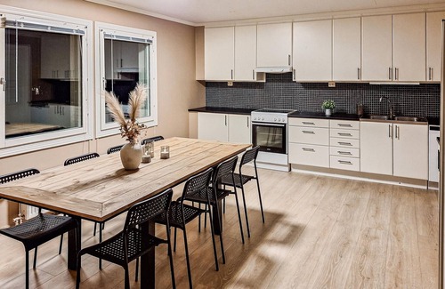 Mandal House | Beautiful home in Holum with WiFi