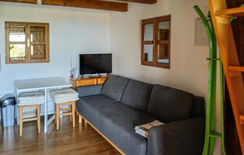 Klostar Ivanic House | Beautiful Home In Klostar Ivanic