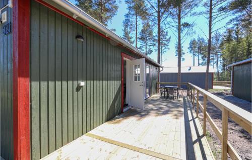 Hagaby House | Beautiful Home In Löttorp With Wifi